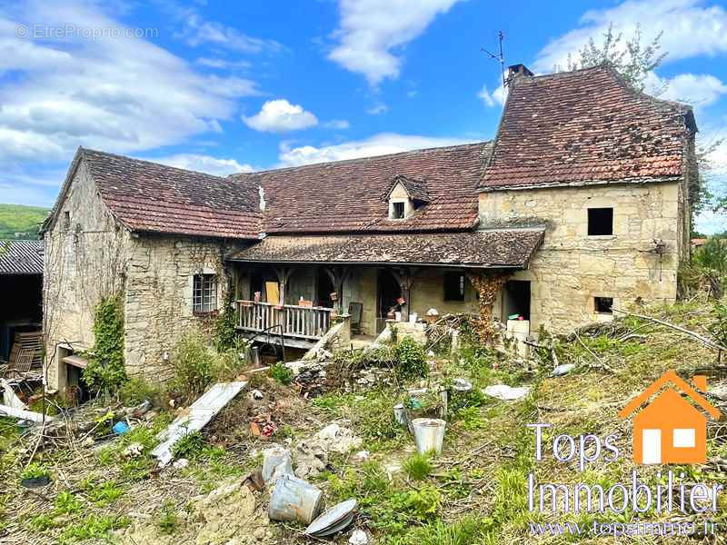 Maison à AMBEYRAC