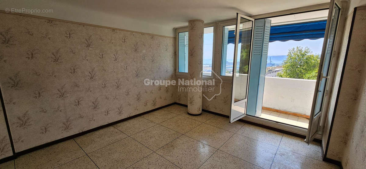 Appartement à MARSEILLE-15E