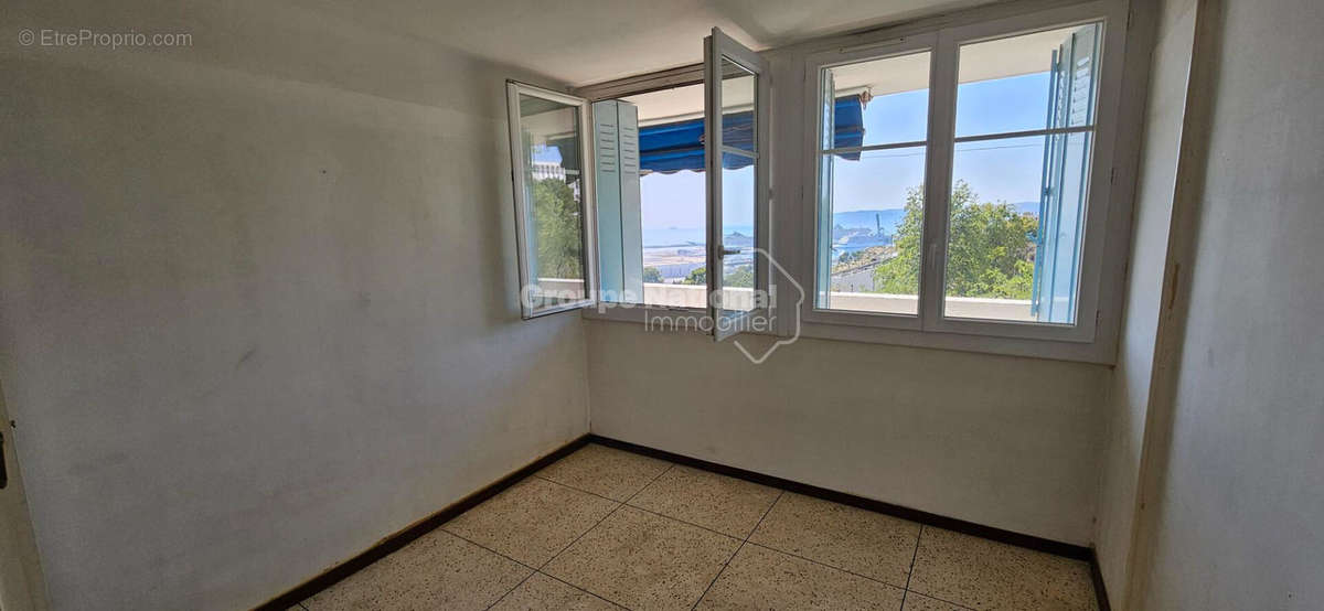 Appartement à MARSEILLE-15E