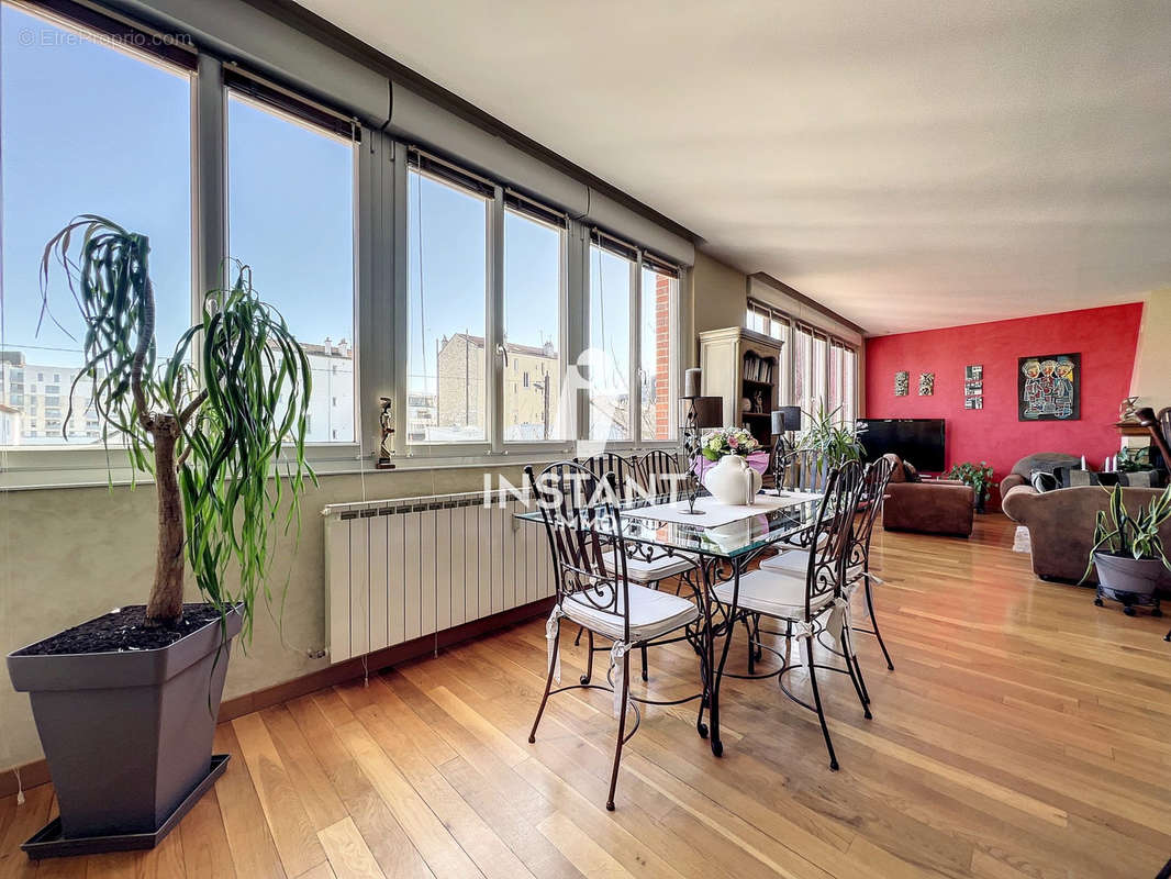 Appartement à IVRY-SUR-SEINE