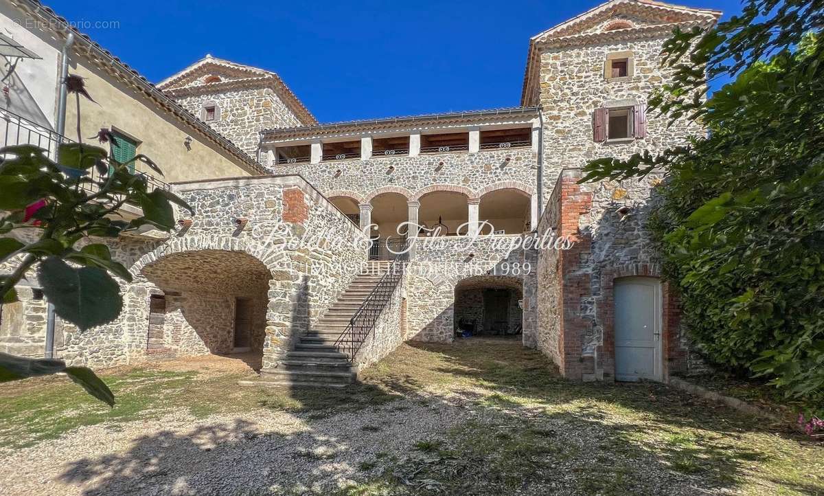 Maison à UZES