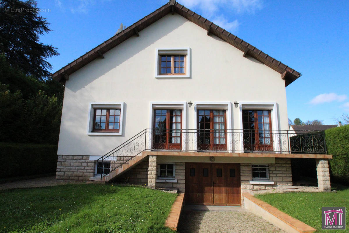 Maison à LIZY-SUR-OURCQ