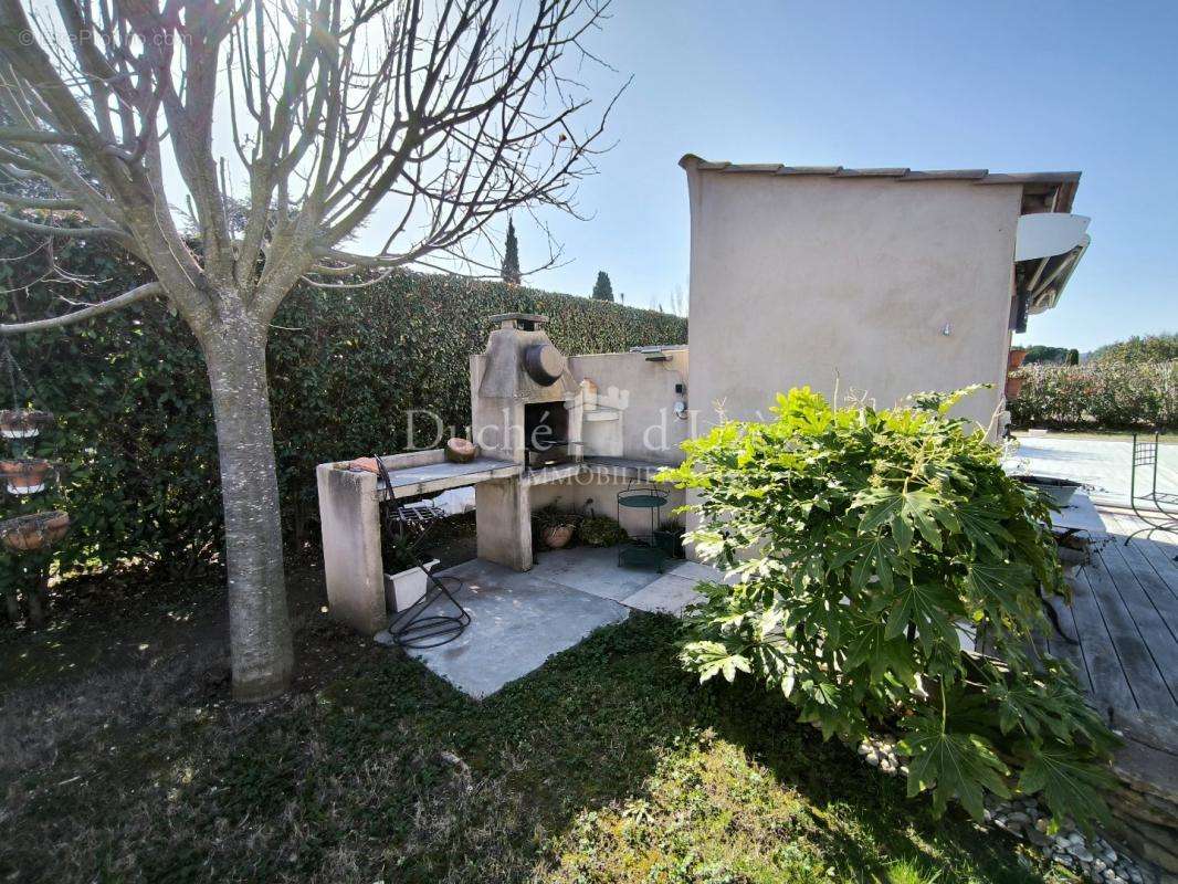 Maison à UZES