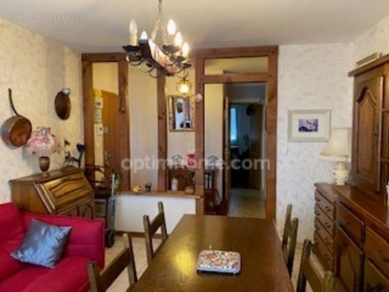 Appartement à FLEURY-LES-AUBRAIS