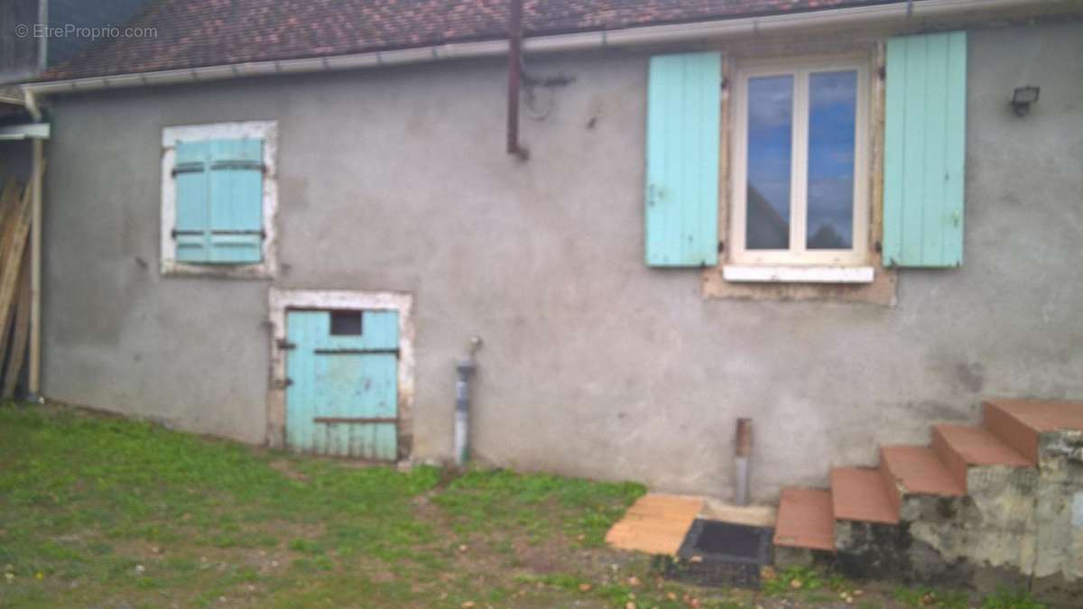 Maison à LA GUERCHE-SUR-L&#039;AUBOIS