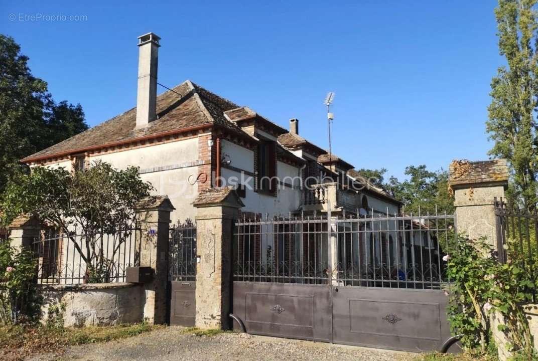 Maison à VERNOY