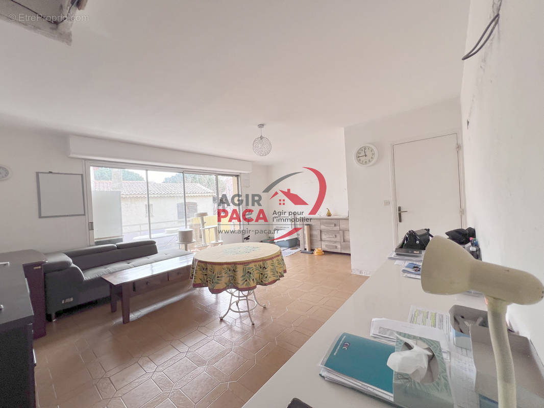 Appartement à FREJUS