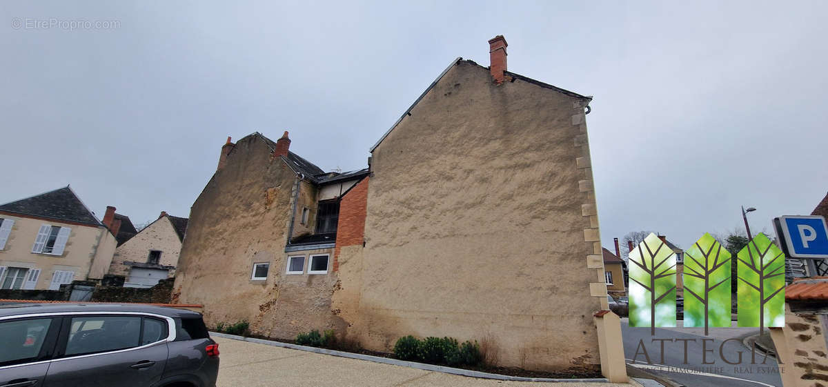 Maison à SAINTE-SEVERE-SUR-INDRE