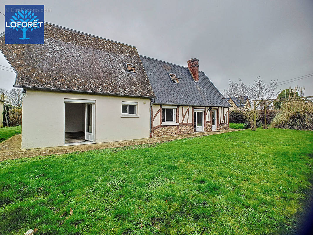 Maison à BERNAY