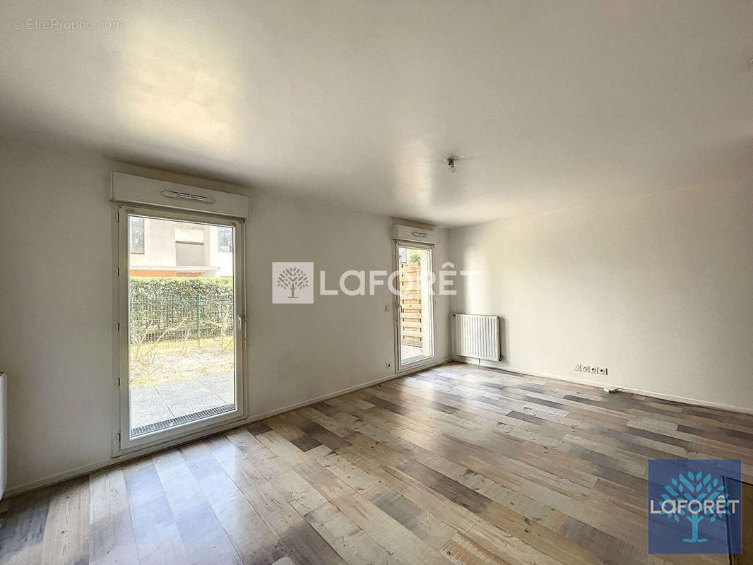 Appartement à VIGNEUX-SUR-SEINE