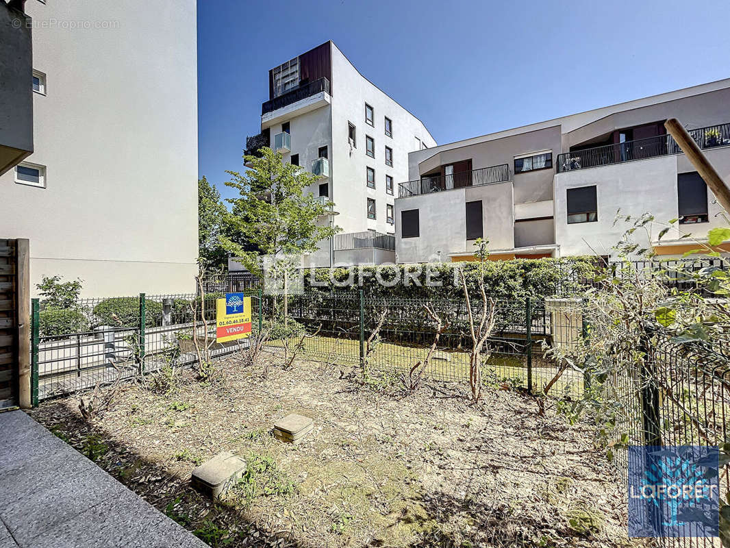 Appartement à VIGNEUX-SUR-SEINE