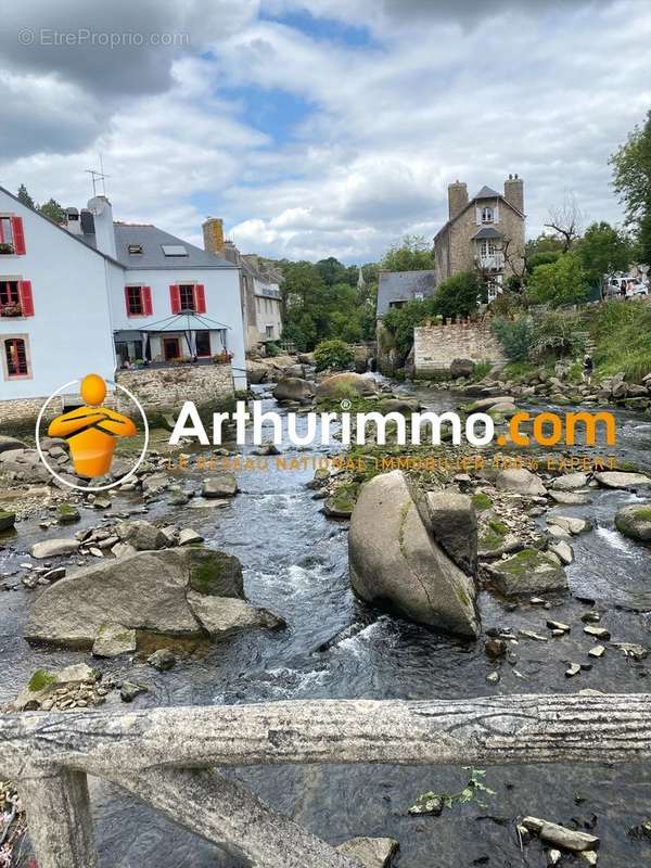 Terrain à PONT-AVEN