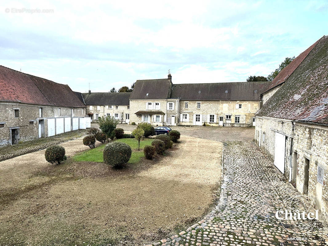 Maison à SENLIS