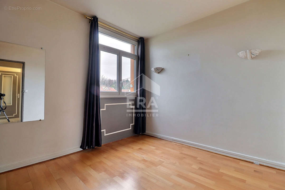 Appartement à ROSNY-SOUS-BOIS