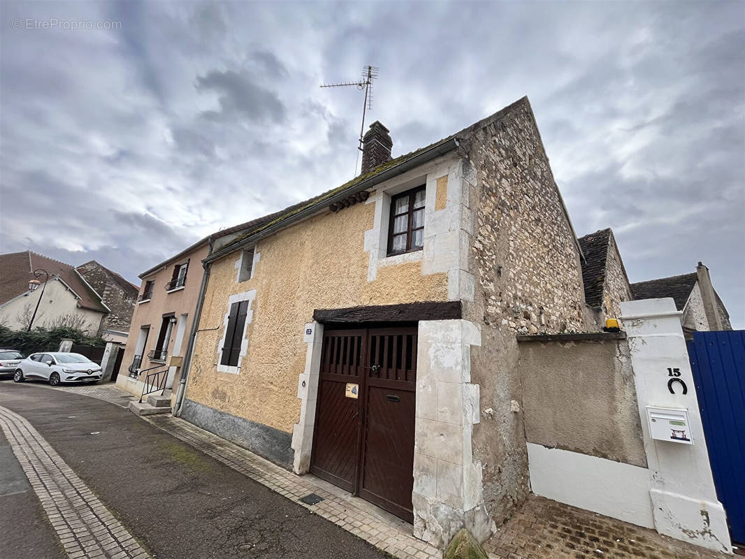 Maison à APPOIGNY