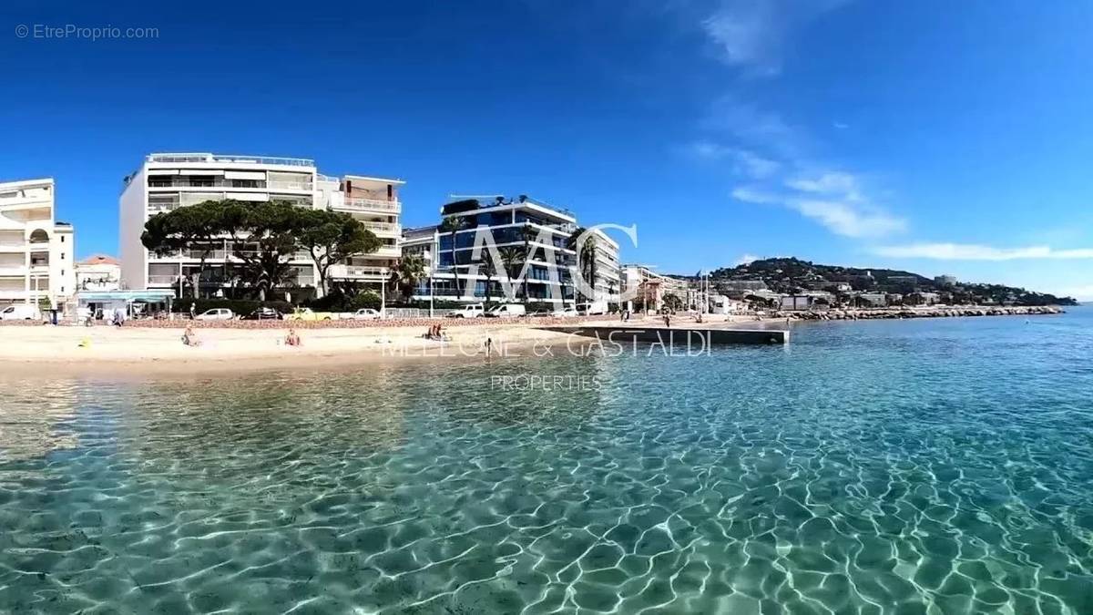 Appartement à CANNES