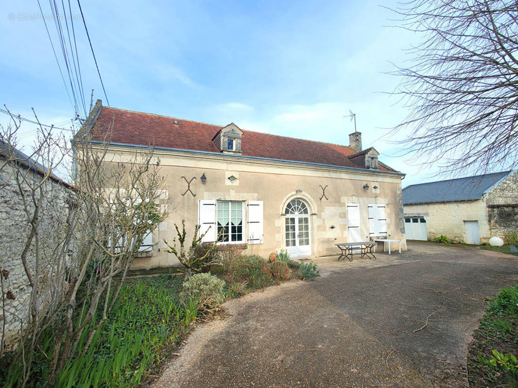 Maison à CHINON