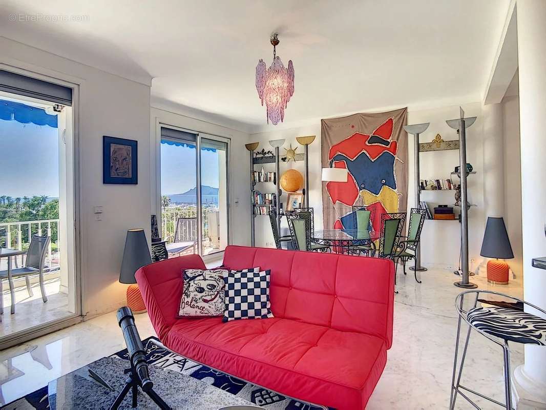 Appartement à CANNES