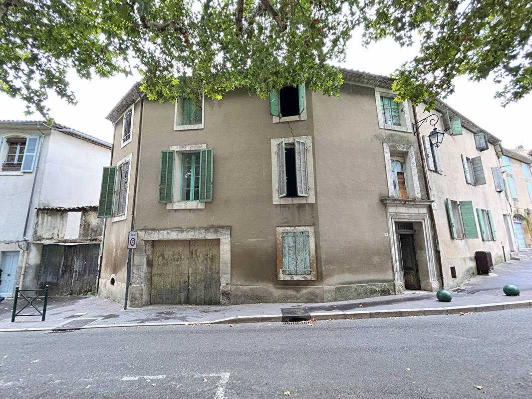 Maison à CADENET