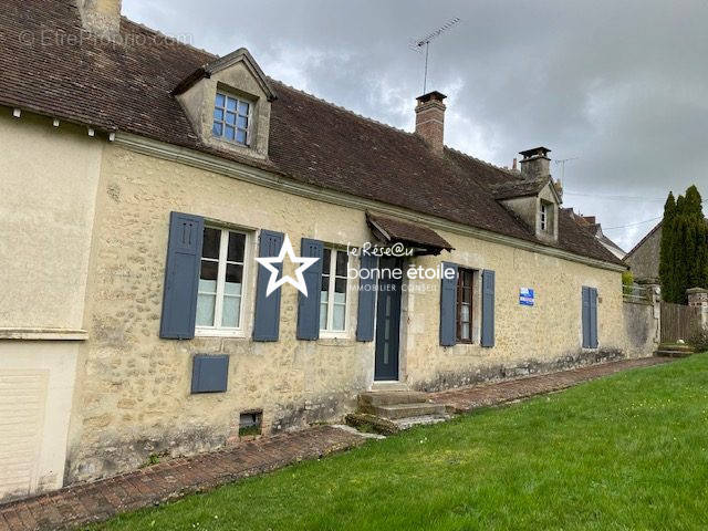 Maison à SAINT-REMY-DES-MONTS