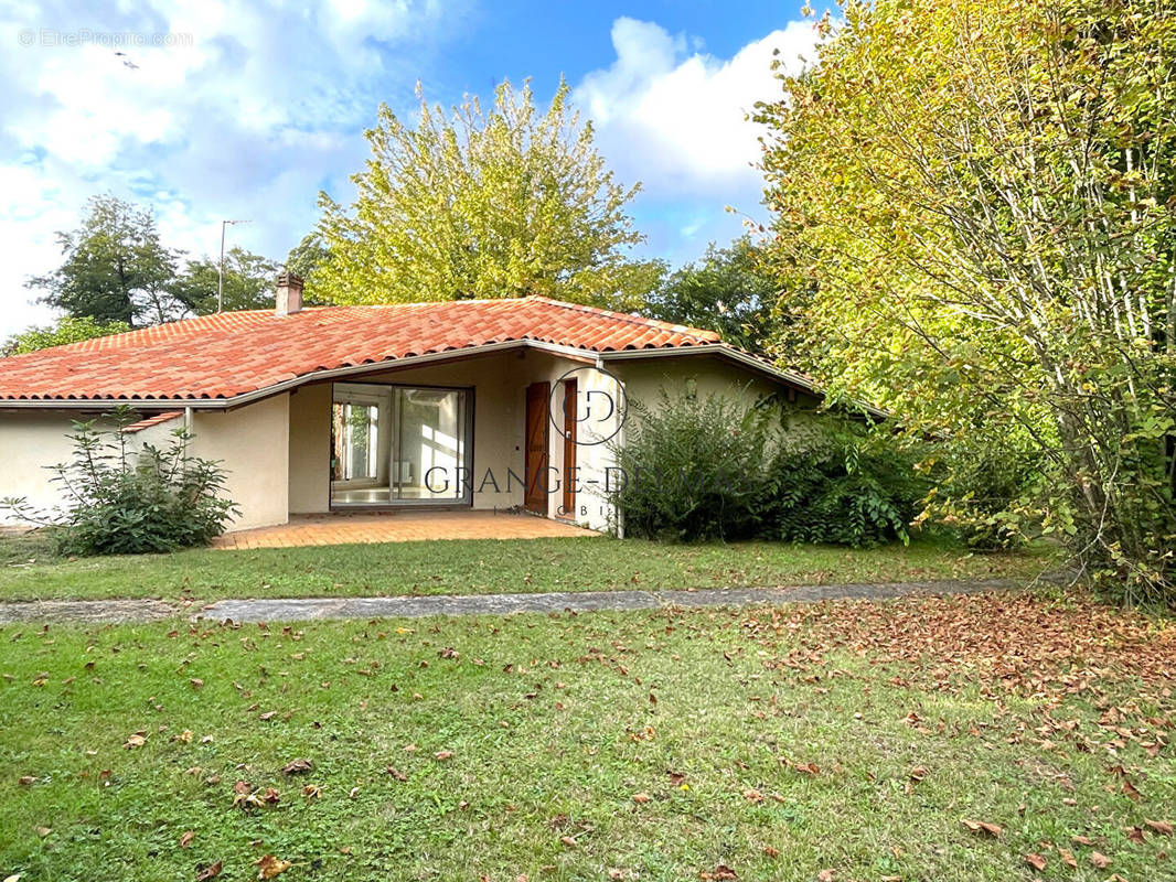 Maison à MERIGNAC