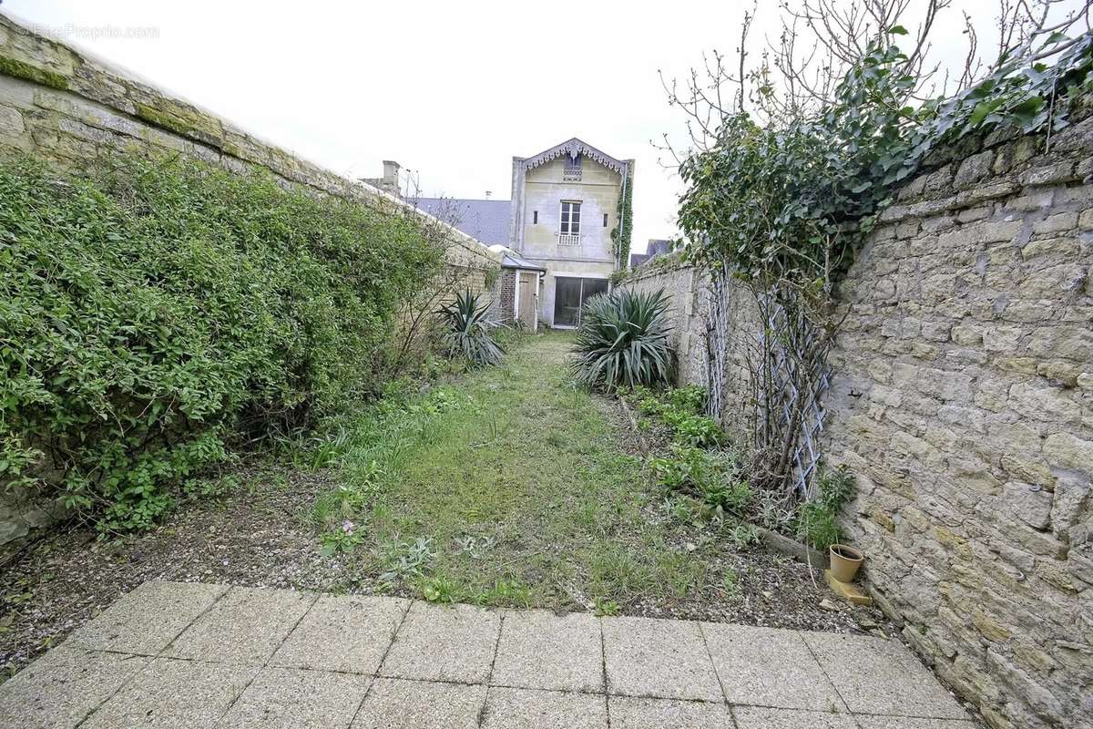 Maison à LUC-SUR-MER