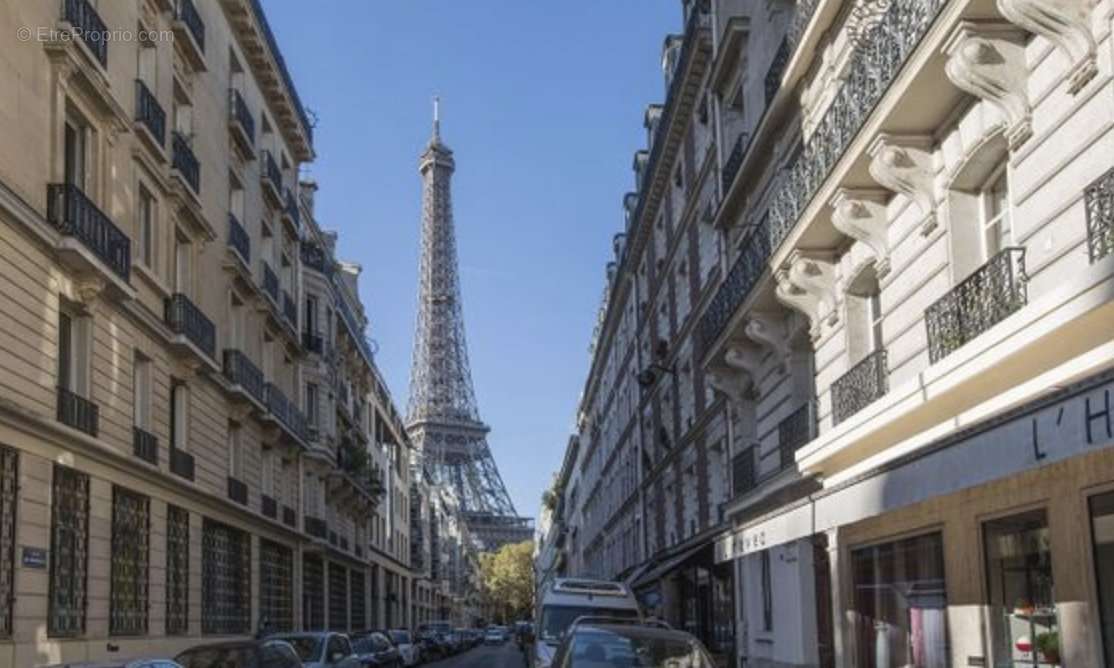 Appartement à PARIS-7E