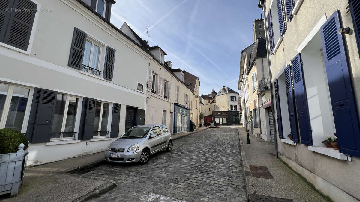 Appartement à MONTFORT-L&#039;AMAURY