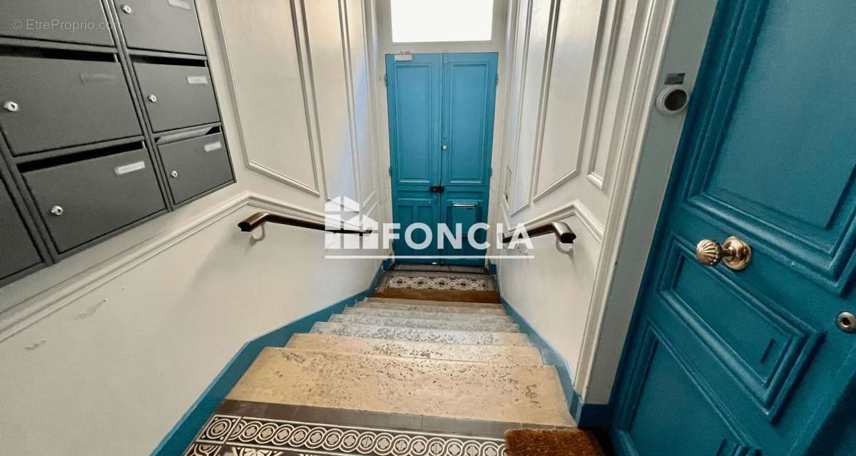 Appartement à VERSAILLES