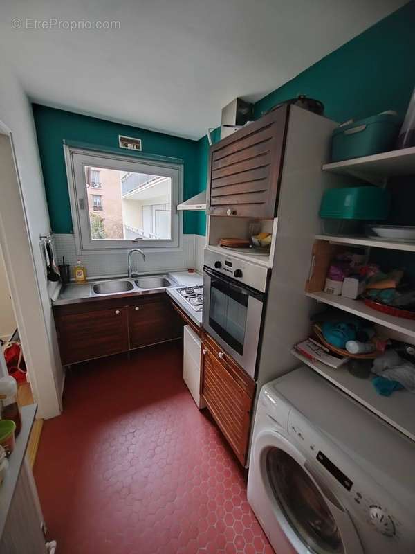 Appartement à PARIS-19E