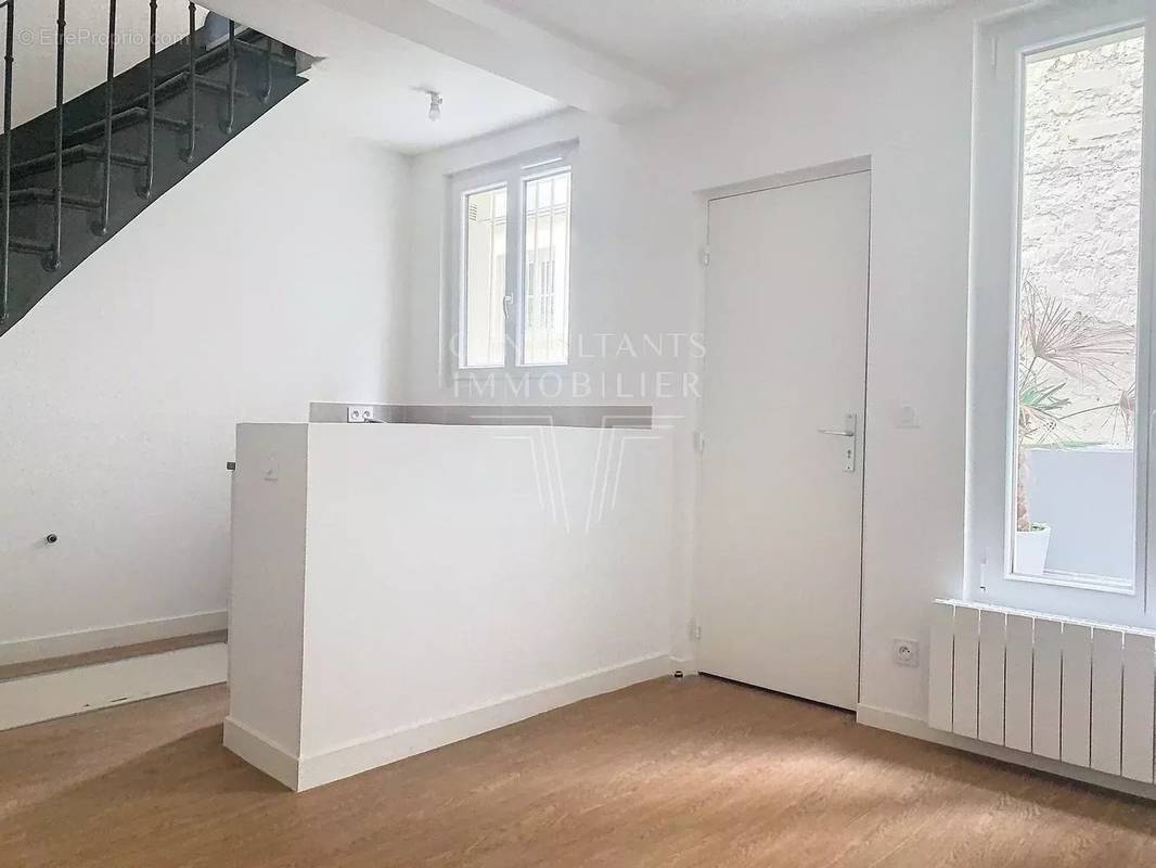 Appartement à PARIS-18E