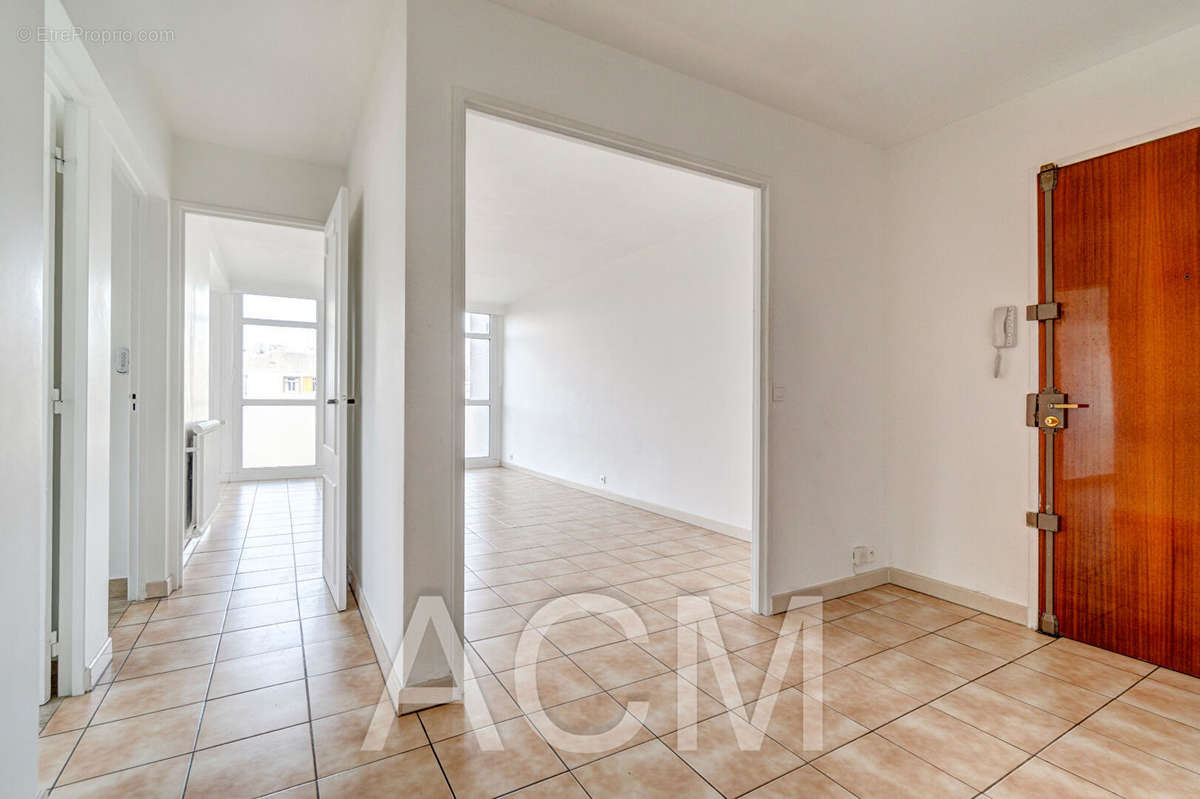 Appartement à MAISONS-LAFFITTE