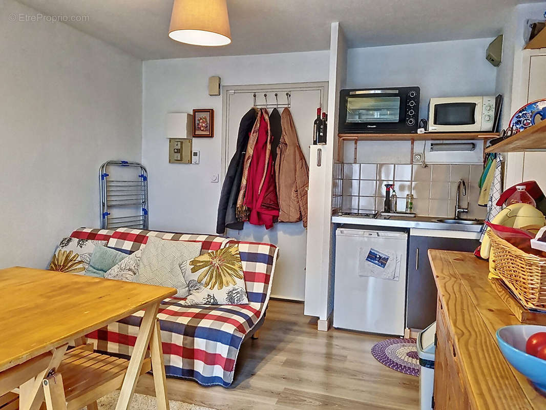 Appartement à VARAVILLE