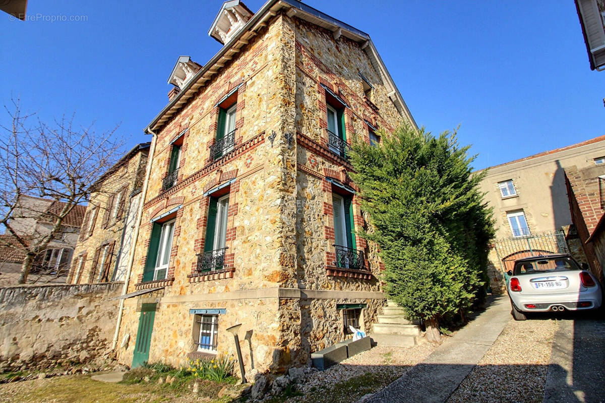 Maison à TRIEL-SUR-SEINE