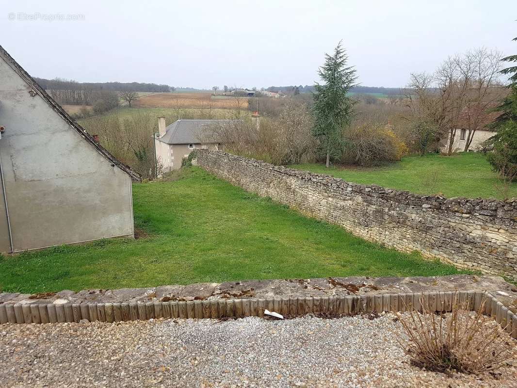 Maison à BETHINES