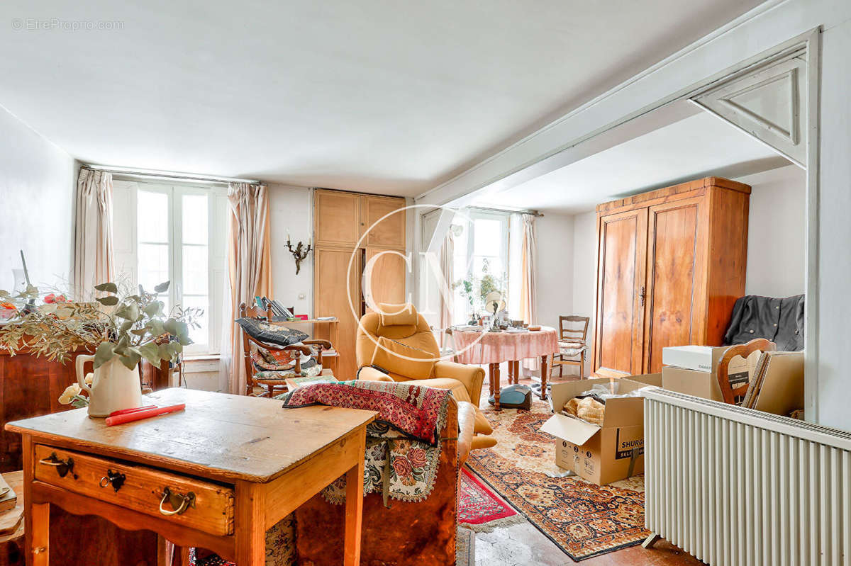 Appartement à VERSAILLES