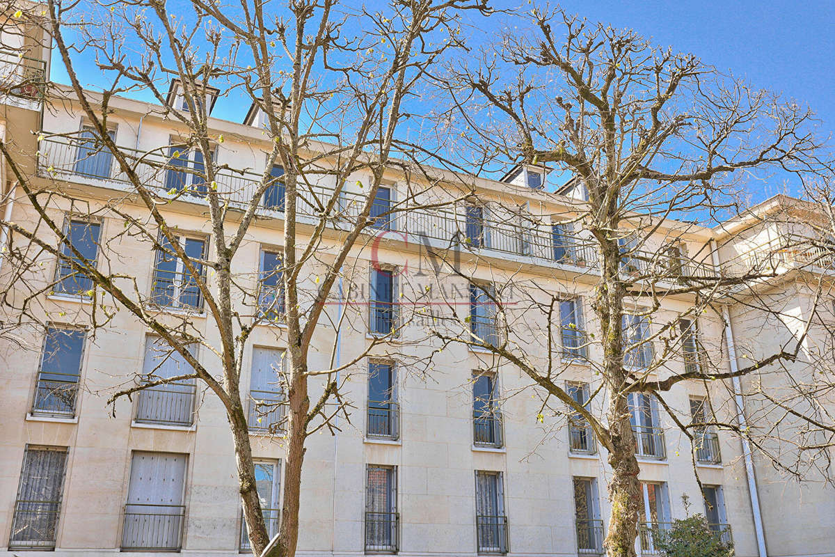 Appartement à VERSAILLES