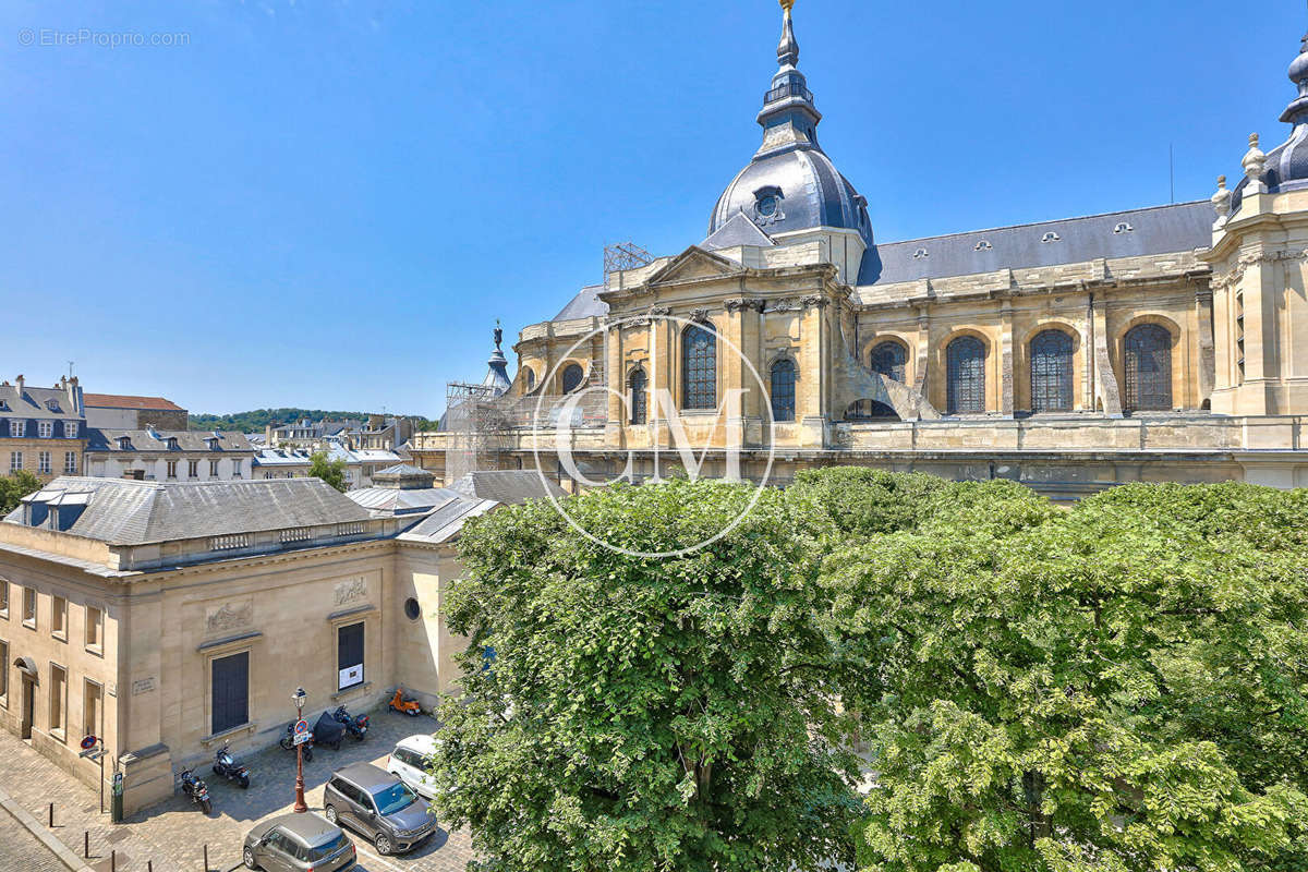 Appartement à VERSAILLES