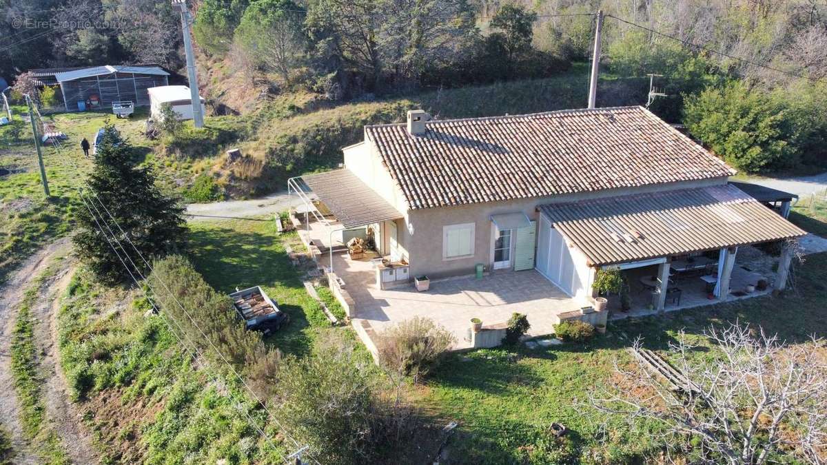 Maison à ROQUEBRUNE-SUR-ARGENS