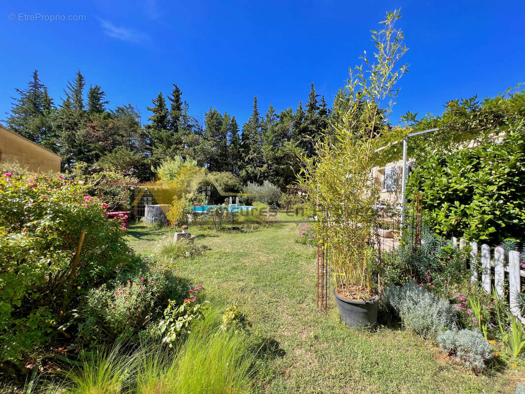 Maison à VAISON-LA-ROMAINE