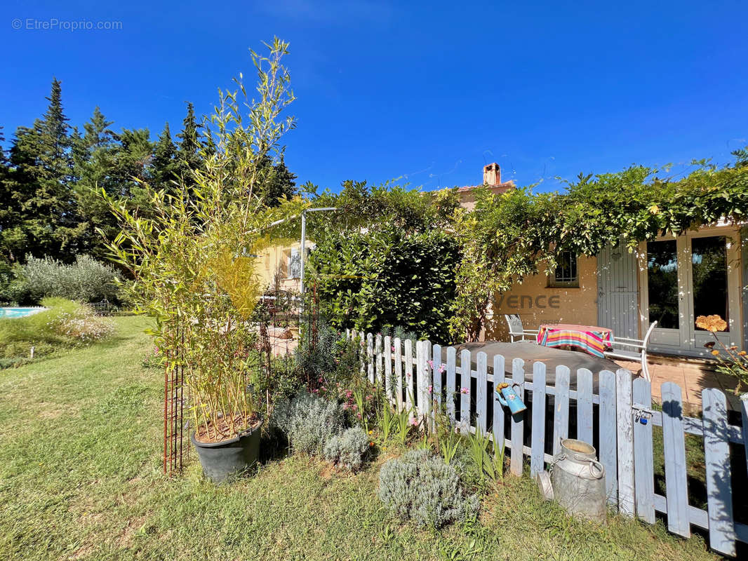 Maison à VAISON-LA-ROMAINE