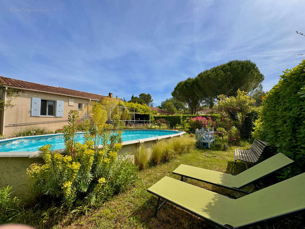 Maison à VAISON-LA-ROMAINE