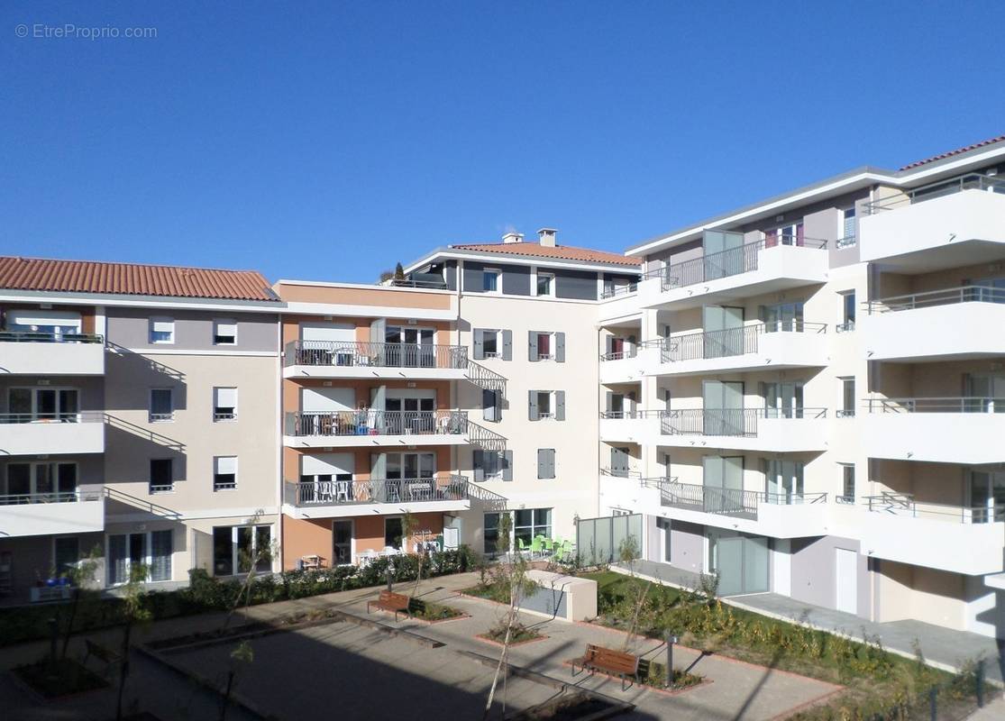 Appartement à PUGET-SUR-ARGENS