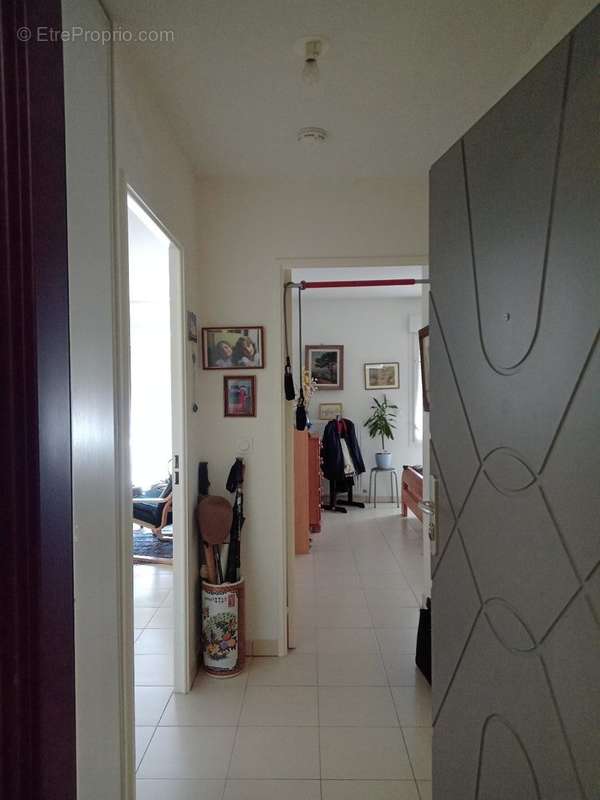 Appartement à PUGET-SUR-ARGENS