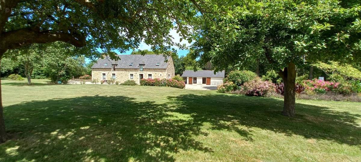 Maison à HENANSAL