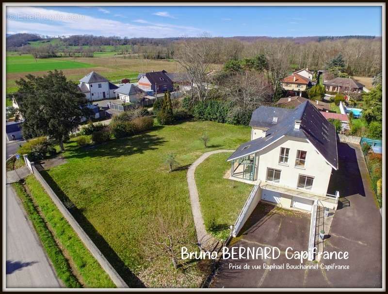 Maison à AZEREIX