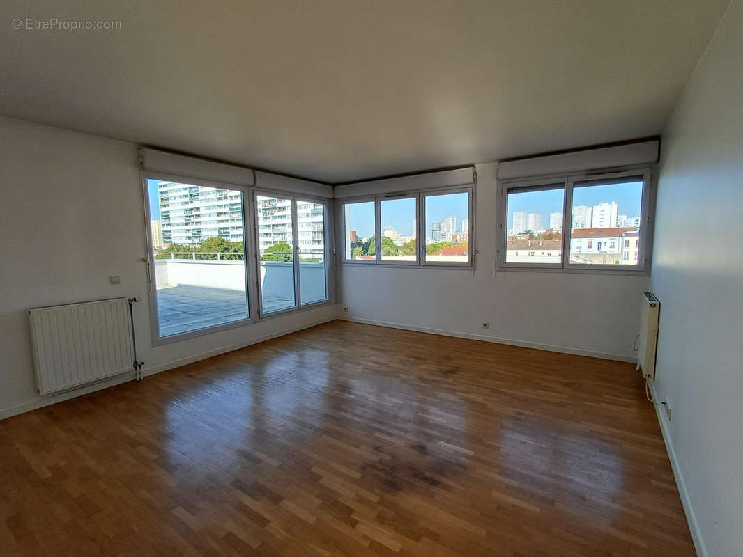 Appartement à IVRY-SUR-SEINE