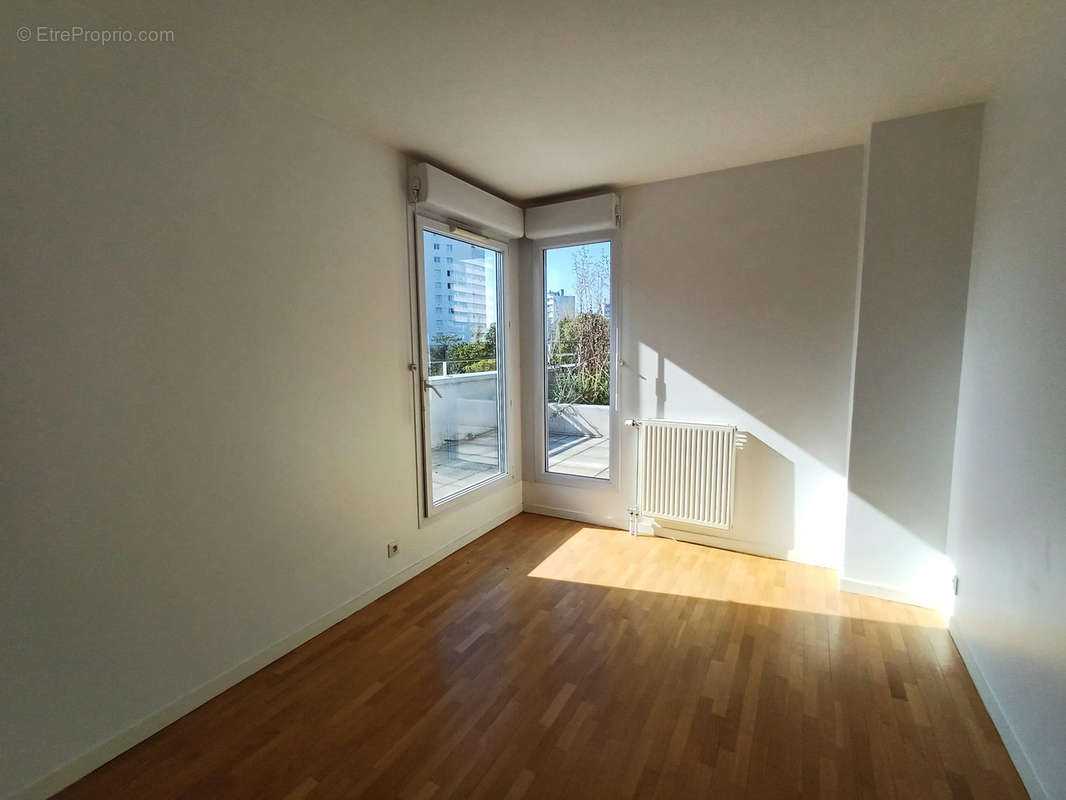 Appartement à IVRY-SUR-SEINE