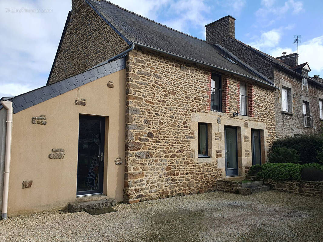 Maison à PLEUDIHEN-SUR-RANCE