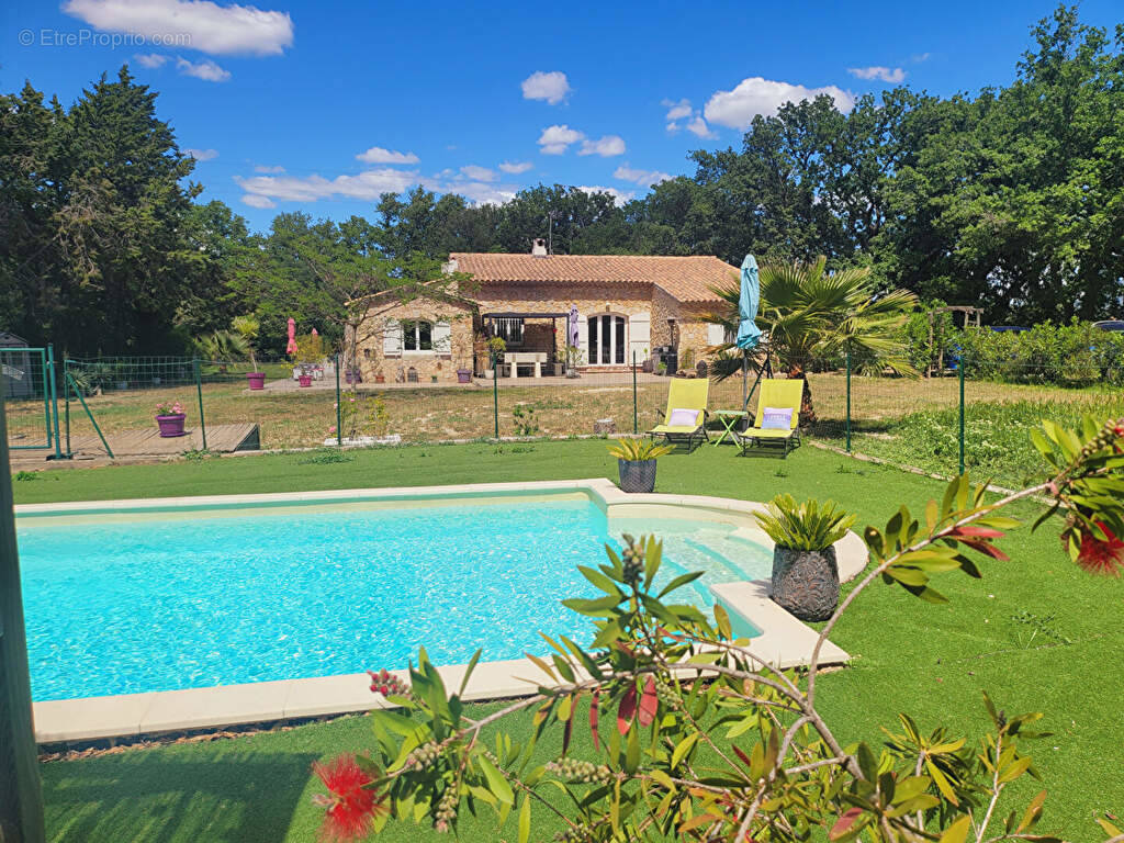 Maison à SIX-FOURS-LES-PLAGES